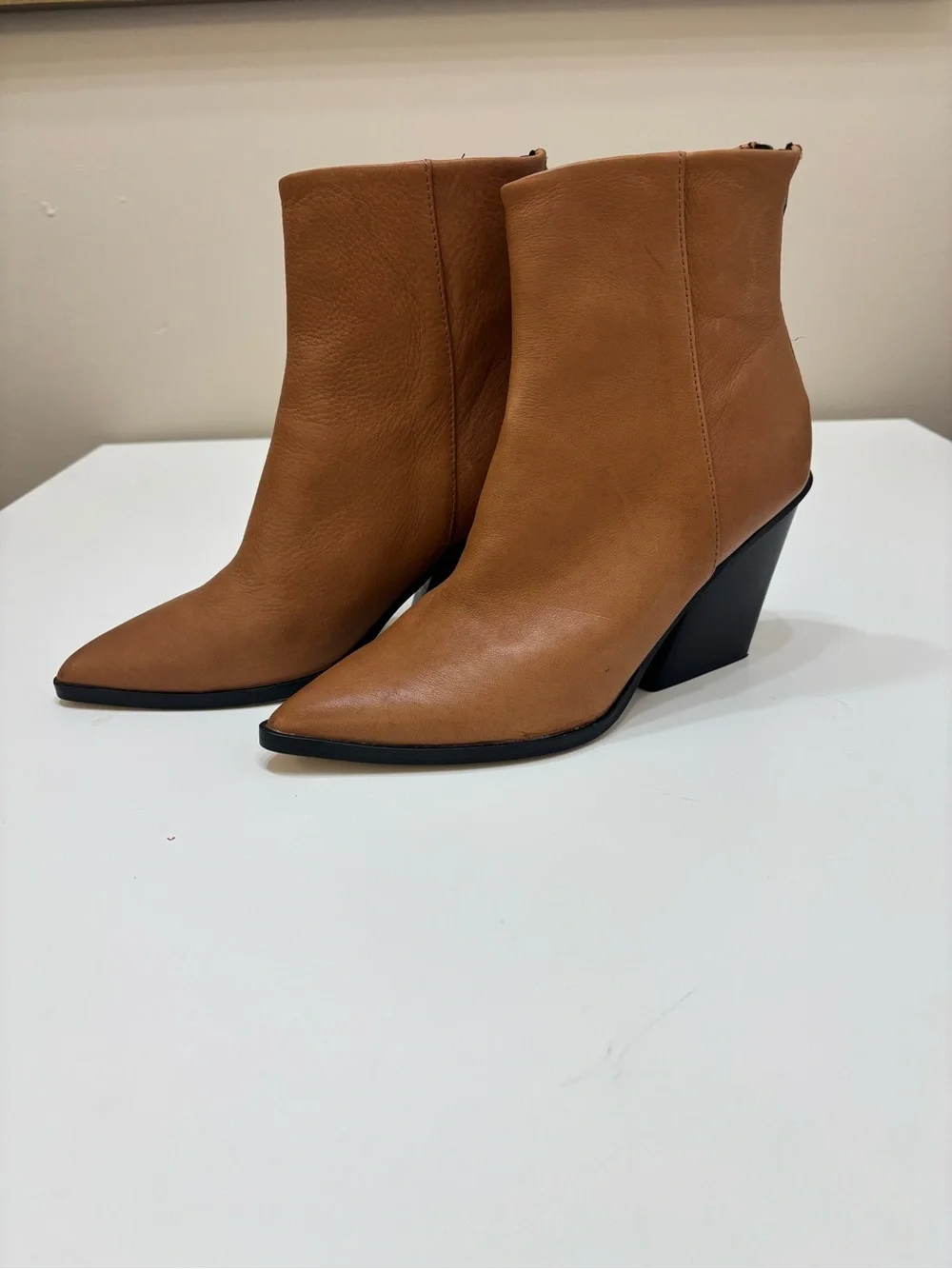👢 Dolce Vita Cognac Leather Pointed-Toe Ankle Boots